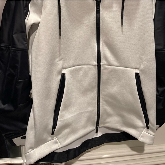 Men’s Undeerarmour Swacket Jacket Size Medium - Picture 5 of 8